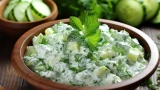 طريقة عمل سلطة الزبادي بالخيار والنعناع