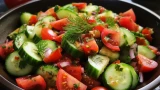 أسرع وصفة للشبع والطاقة - سلطة الطماطم بالخيار