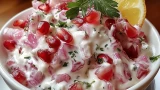 سلطة الرمان بالكريمة – وصفة باردة ولذيذة في 7 دقائق